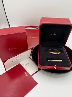 Cartier Rose Gold Love Bracelet MEDIUM
